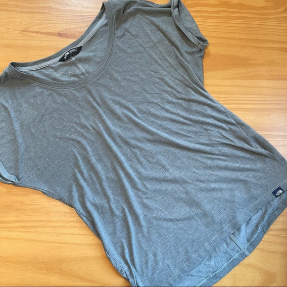 The North Face Tops - The North Face Womens Short Sleeve Top sz S